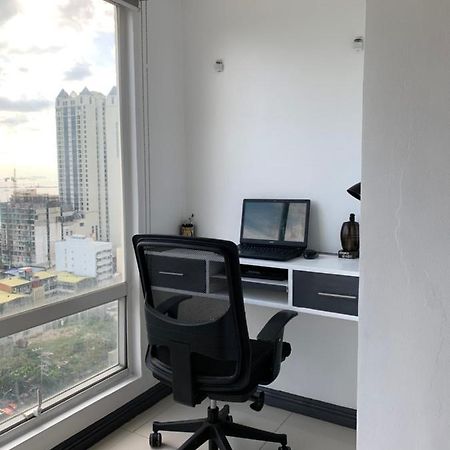 1 Bedroom With Balcony, Fully Furnished Overlooking Manila Bay At Birch Tower, Malate, Manila Zewnętrze zdjęcie