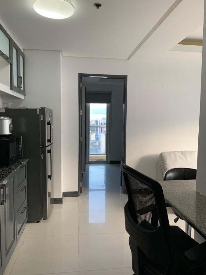 1 Bedroom With Balcony, Fully Furnished Overlooking Manila Bay At Birch Tower, Malate, Manila Zewnętrze zdjęcie
