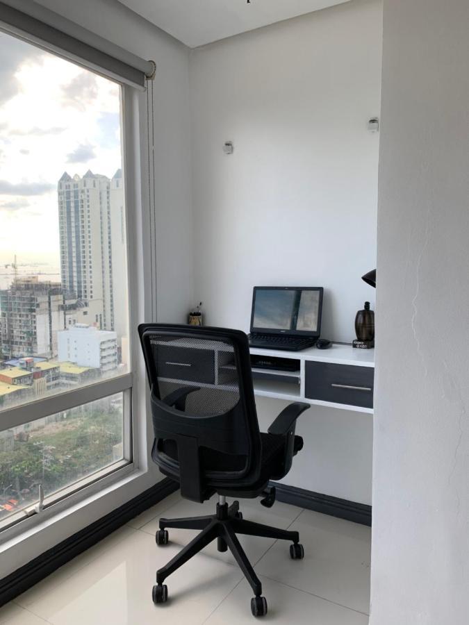 1 Bedroom With Balcony, Fully Furnished Overlooking Manila Bay At Birch Tower, Malate, Manila Zewnętrze zdjęcie